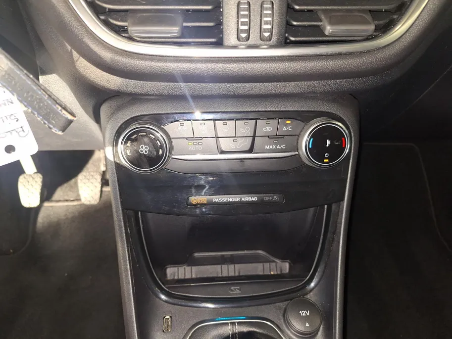 Ford Puma 1.0 EcoBoost Hybrid 125 pk Titanium Navigatie Apple Carplay/Android Auto - Achteruitrijcamera - Panoramadak - 17inch LM velgen