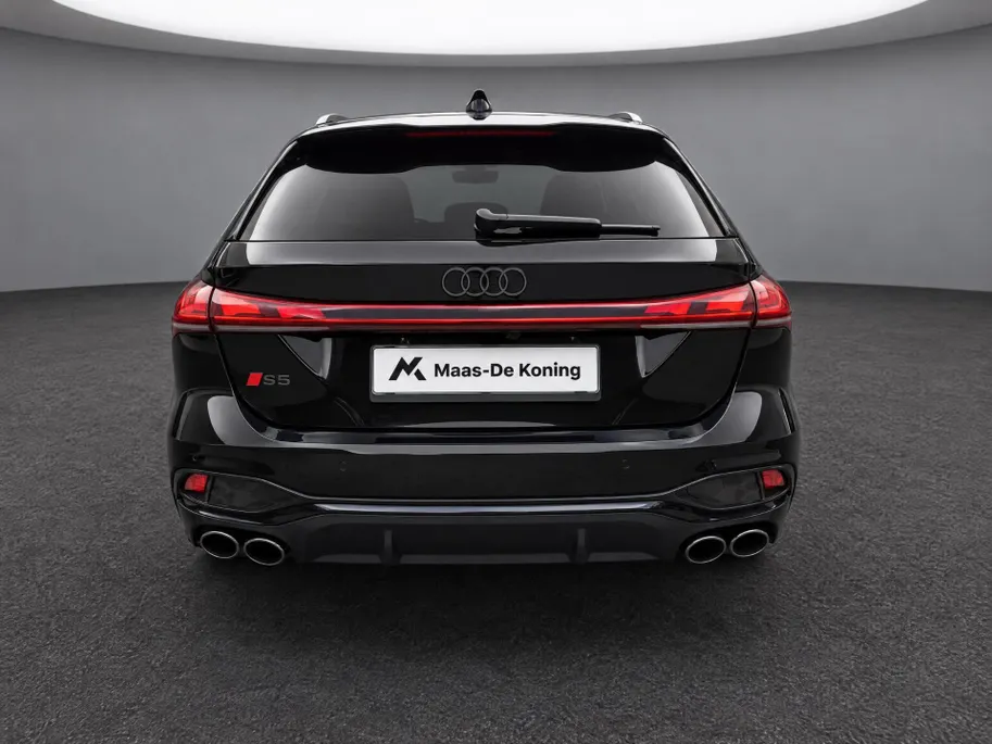 Audi S5 Avant 3.0 TFSI 367pk quattro 50 year edition · 360 Camera · Panoramadak · Premium Sportstoelen · B&O Audio · Alarmklasse 4 · Stoelventilatie · Stoelmassage · 20'' Inch ·