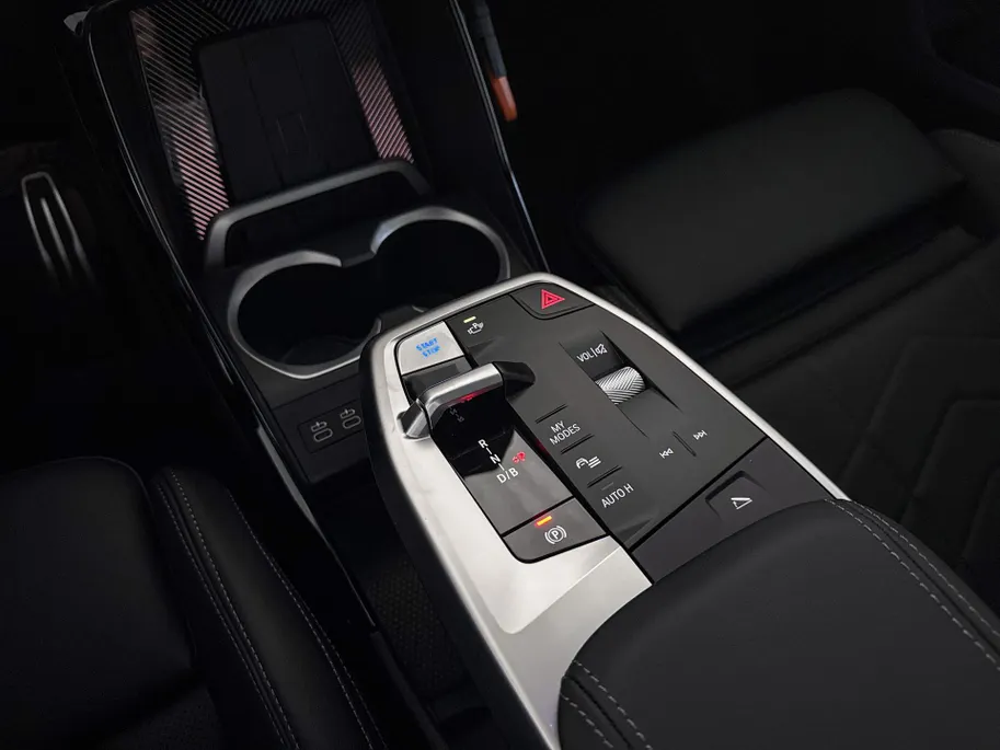 BMW iX2 eDrive20 67 kWh M Sport Edition