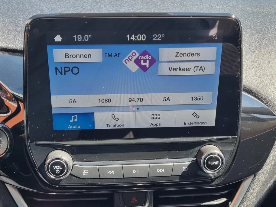 Ford Fiesta 1.0 EcoBoost Hybrid Titanium Apple Carplay/ Android Auto - Winter Pack -Climate Control