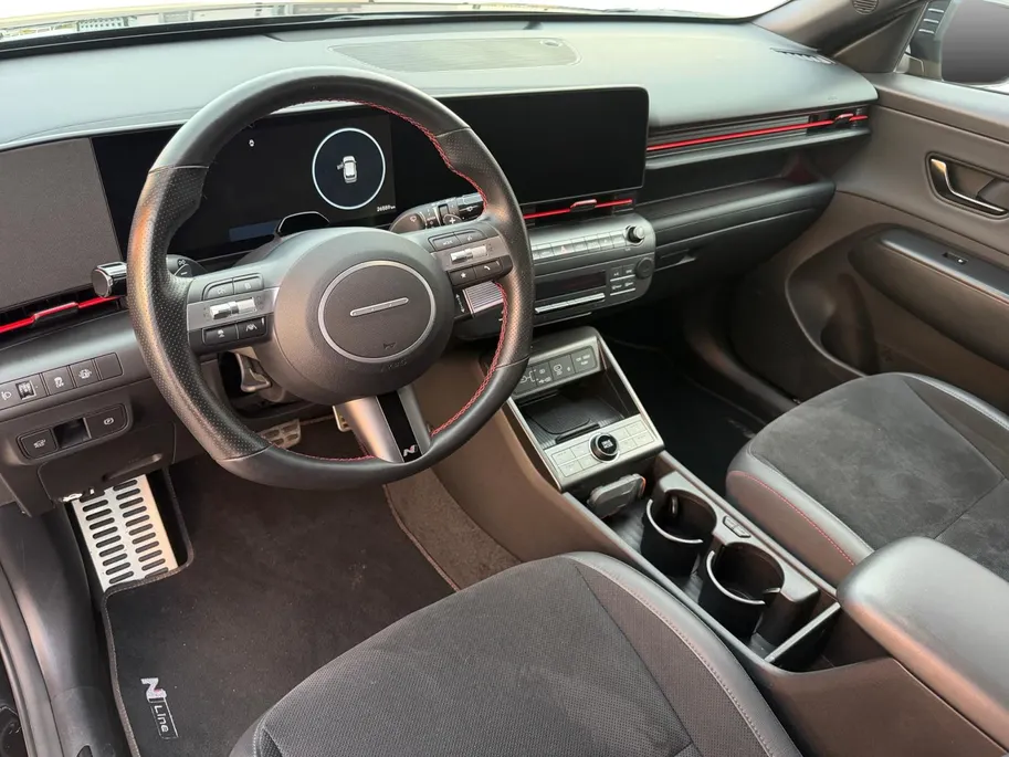 Hyundai Kona 1.6 GDI HEV N Line | Navigatie | Apple Carplay/ Android Auto | 360camera | Stoelverwarming & stoelventilatie | Elektrisch verstelbare stoelen |