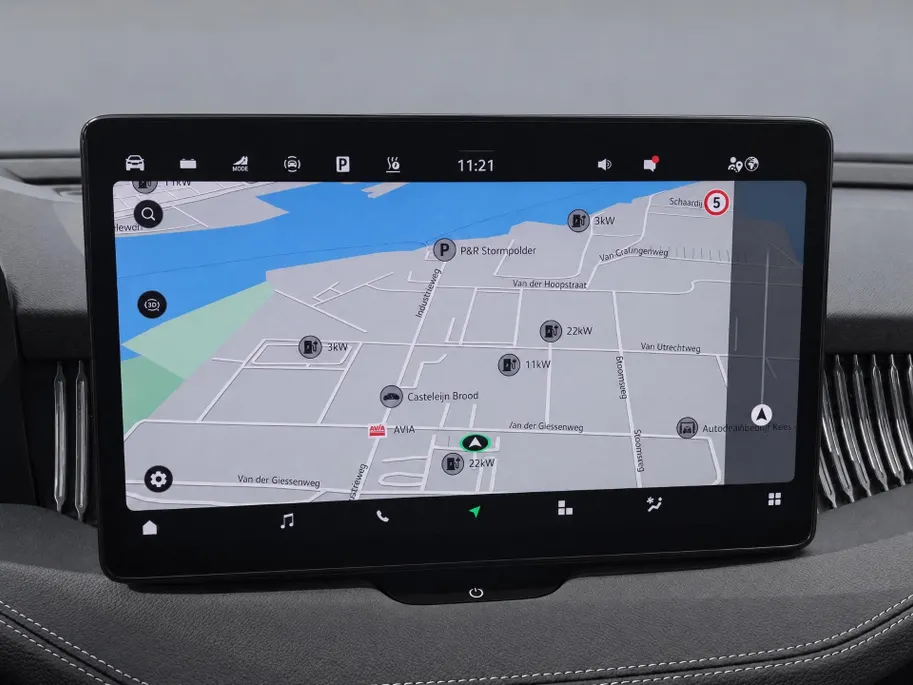 Škoda Superb 1.5TSI 150kW/204PK PHEV Laurin & Klement · Panoramadak · Leder · Trekhaak · 360°Camera · Garantie t/m 04-06-2030 of 100000km.