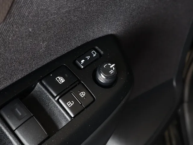 Toyota Yaris Cross 1.5 Hybrid Executive | JBL | Head-Up