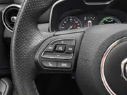 MG ZS EV MG Luxury 45 kWh SOH 91% | Navigatie | Schuifkanteldak | ACC | Leder interieur | Stoelverwarming |