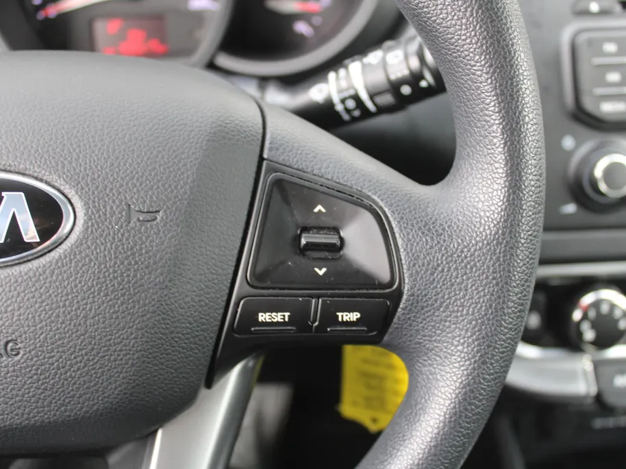 Kia Rio 1.2 CVVT ComfortLine 15' LM | Airco | Dealeronderhouden | Trekhaak afneembaar | Bluetooth |