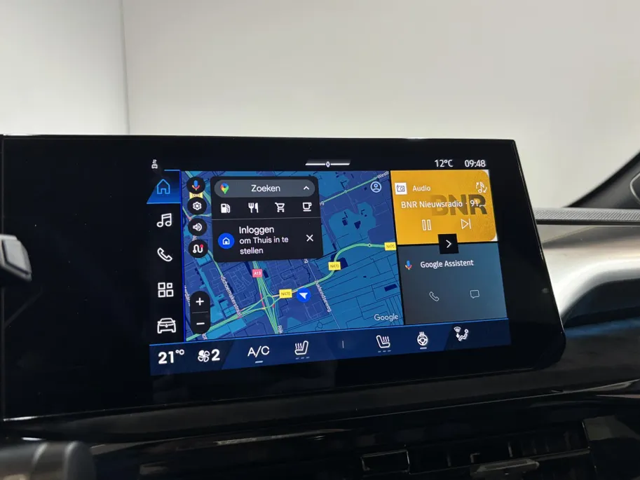Renault Clio 160PK Hybrid Esprit Alpine Automaat | DEMO | Harman Kardon Audio | 360 Camera | Adaptive Cruise Control | Stoelverwarming | Apple CarPlay/Android Auto | Climate Control | Full LED | Lichtmetalen Velgen | Sportstoelen |