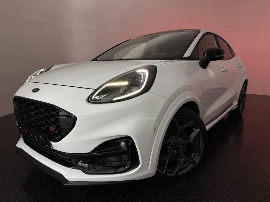 Ford Puma 1.5 EcoBoost ST-X | 200 PK | Full LED | Panoramadak | Trekhaak afneembaar | Driver Assistance Pack | Keyless Pack |