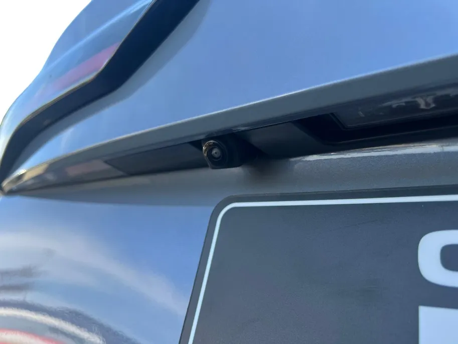Mitsubishi Outlander 2.4 PHEV Instyle+ € 5.000 euro korting eigen voorraad| 8 jaar garantie| Snel leverbaar | Totaalprijs op is op.m26