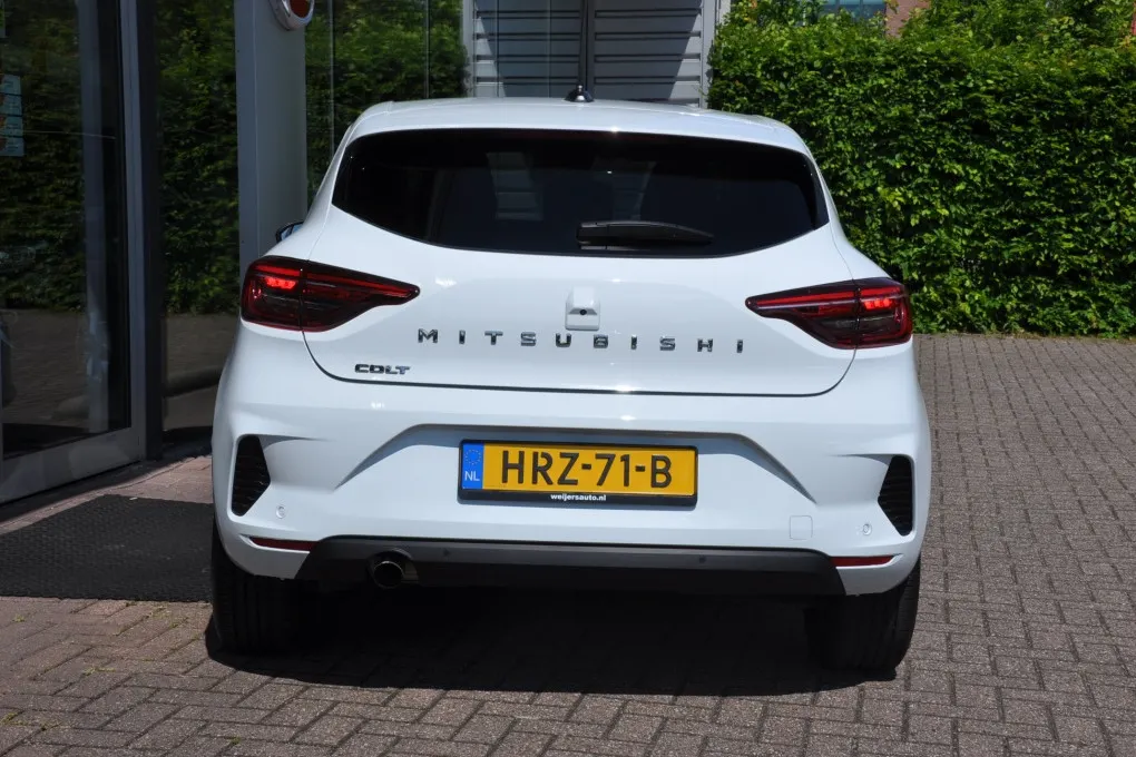Mitsubishi Colt 1.0T MT Instyle Camera