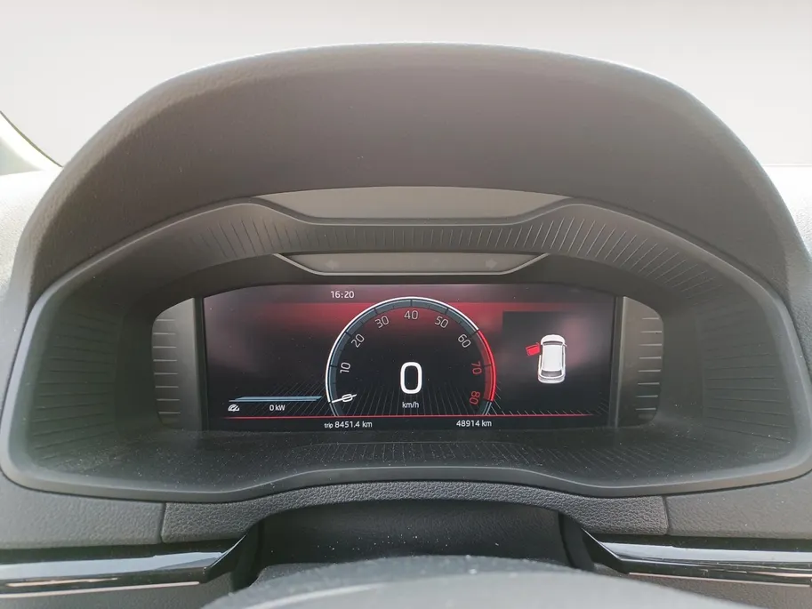 Škoda Karoq 1.5 TSI ACT Sportline Business | Apple Carplay/Android Auto | Elektrische achterklep | Airco (automatisch)