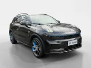 Lynk & Co 01 1.5 Apple Carplay/Android Auto , stoelverwarming , panoramadak , navigatiesysteem full map , camera 360 , elektrisch verstelb. bestuurdersstoel met geheugen , elektrisch bedienbare achterklep ,                                               lichtmetalen ve