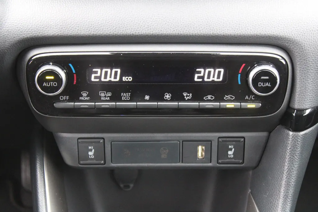 Mazda 2 Hybrid 1.5 Agile | Comfort pakket | Airco | 15' LM | Apple carplay / Android auto |