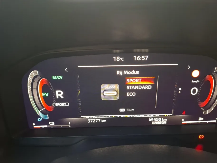 Nissan Juke 1.6 Hybrid Tekna | BOSE | RONDOM CAMERA | BLACK ON BLACK | CARPLAY |