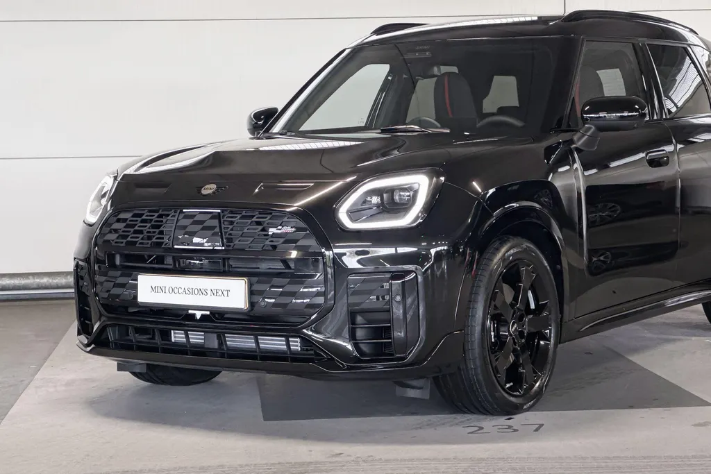 MINI Countryman 2.0 S ALL4 John Cooper Works XL