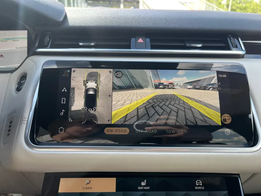 Land Rover Range Rover Velar 2.0 P400e S |Meridian Audiosysteem|Elektrisch bedienbare achterklep| Dodehoek detectie| Trekhaak| 12 maanden Bovag Garantie|