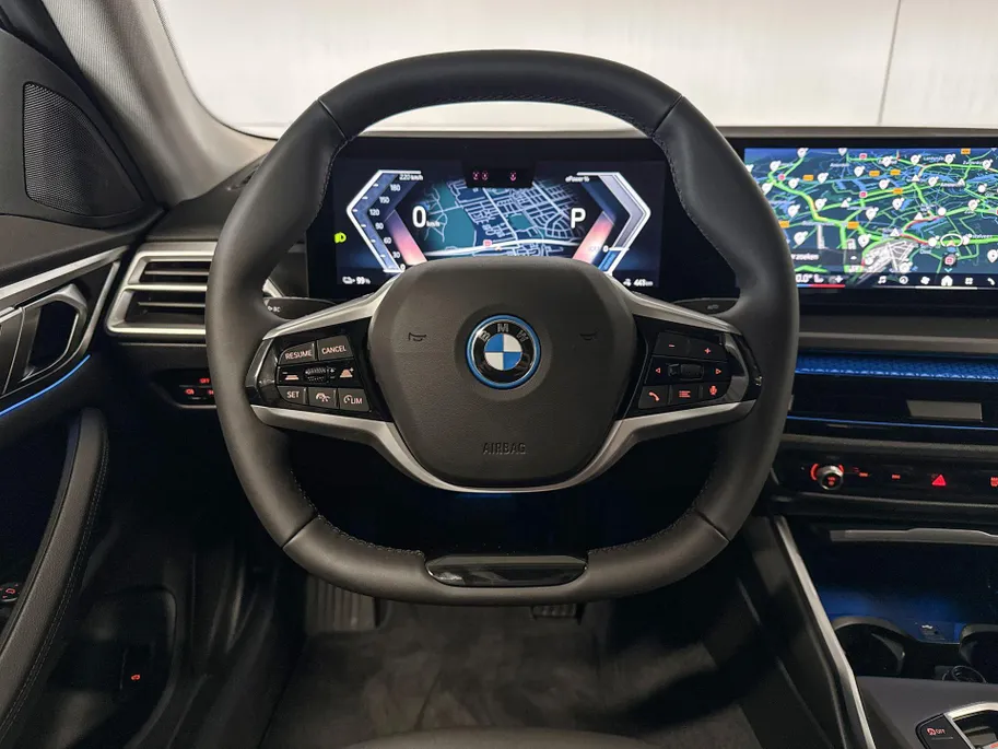 BMW i4 eDrive35 70 kWh