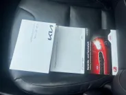 Kia Niro 1.6 GDi Hybrid ExecutiveLine | Compleet dealer onderhouden! | Elektrisch verstelbare stoelen incl. geheugenfunctie | Stoelverwarming- en koeling | JBL geluidsinstallatie | Dodehoekassistentie | Achteruitrijcamera | Navi | Climate control