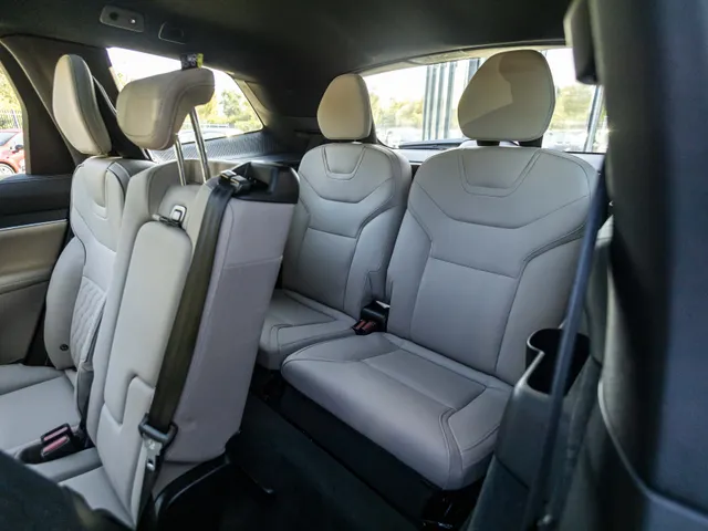 Volvo EX90 Single Motor Core 7p. 104 kWh | Panoramadak | Nieuwstaat | SOH 95% |