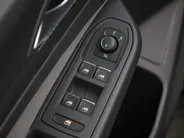 Volkswagen Golf 1.5eTSI/130PK R-Line DSG Volkswagen Golf 1.5eTSI/131PK R-Line DSG · Panoramadak · Apple/Android Car Play · Stoel & Stuurverwarming · Navigatie · LED ·
