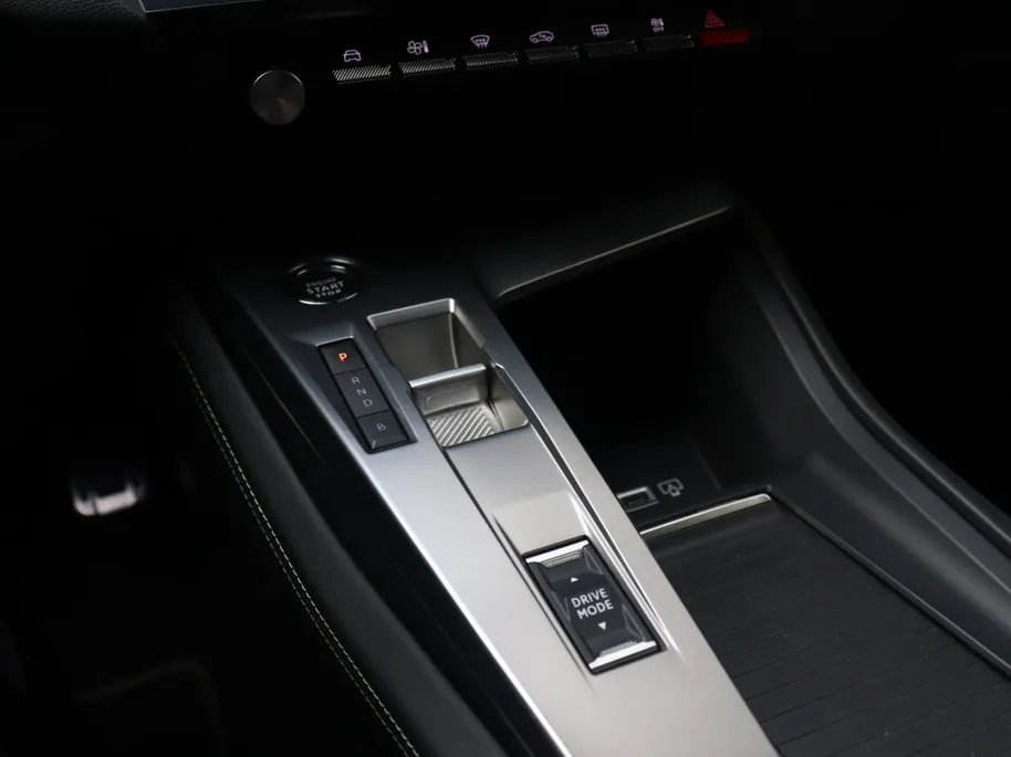 Peugeot 308 SW 1.6 Plug-in Hybrid 225 PK GT | Pano | 360cam | Massage | 18'