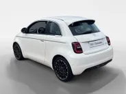 Fiat 500 La Prima 42 kWh *SOH 95%*Navi*Camera*Climate Control*Stoelverwarming*Carplay*Adapt.Cruise Control*Parkeersensoren*LM.Velgen*Zeer nette auto!