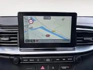 Kia Ceed Sportswagon 1.0 T-GDi DynamicPlusLine | Apple Carplay / Android Auto | Navigatiesyteem | Parkeersensoren + Camera Achter | Licht + Regensensor | Stoel + Stuurverwarming | Cruise Control | Climate Control | Rijstrooksensor + Correctie |
