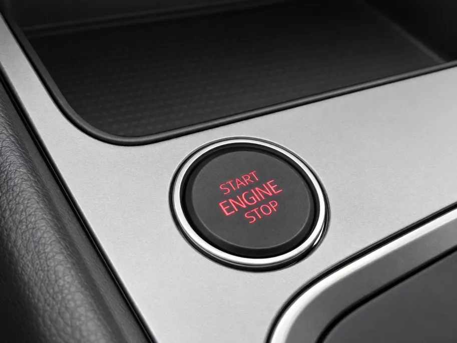 SEAT Ateca 1.5TSI/150PK DSG FR FL · Apple/Android Car Play · Camera + Parkeersensoren · Stoel- & Stuurverwarming · Garantie t/m 22-05-2026