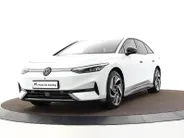 Volkswagen ID.7 Pro Business 286pk 77 kWh · SOH 97,2% · 360 Camera · Head-Up · Alarm · Elek. Trekhaak · Keyless · Elek. Voorstoelen · 20'' Inch · Gratis onderhoud & APK t/m 30-01-2030 · EXTRA INRUILKORTING ·
