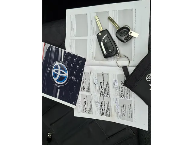 Toyota Yaris 1.0 VVT-i Active NAVI | CRUISE | CAMERA | NL-auto | rijklaarprijs !!