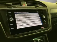 Volkswagen Tiguan 1.4TSIeHybrid 180kW/245PK R-Line DSG · Panoramadak · Trekhaak · 360°Camera + Parkeersensoren · Keyless entry