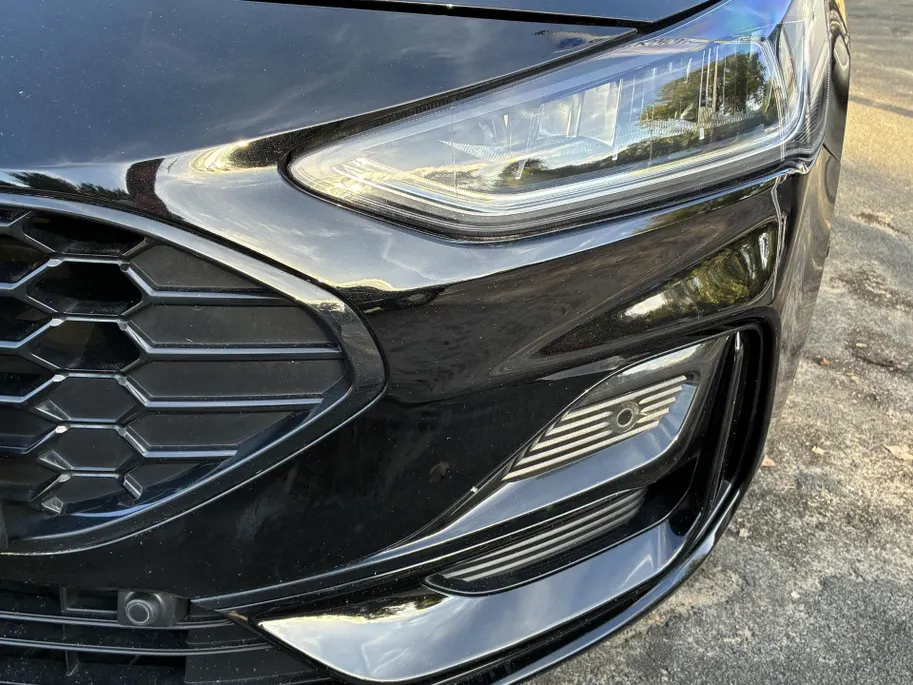 Ford Focus Wagon 1.0 EcoBoost Hybrid ST Line X AUTOMAAT & winterpakket