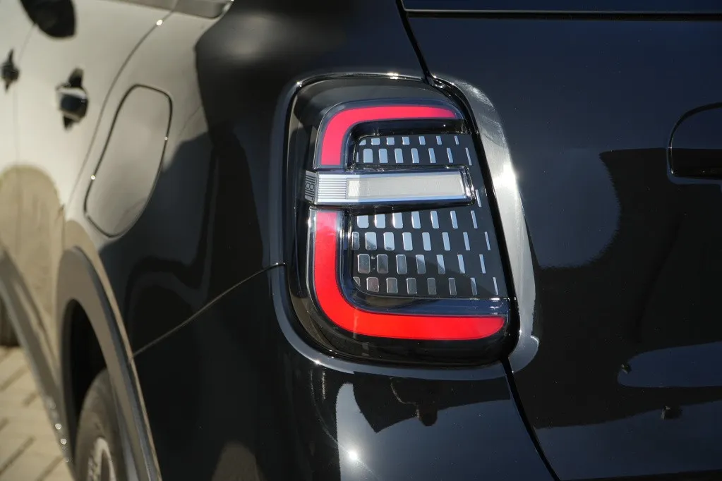 Fiat 600e La Prima 54 kWh | Leder | Navi | Camera | Carplay | 18'