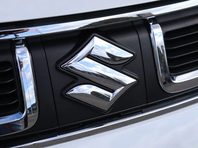 Suzuki Ignis 1.2 Hybrid Select Carplay | Bi-tone