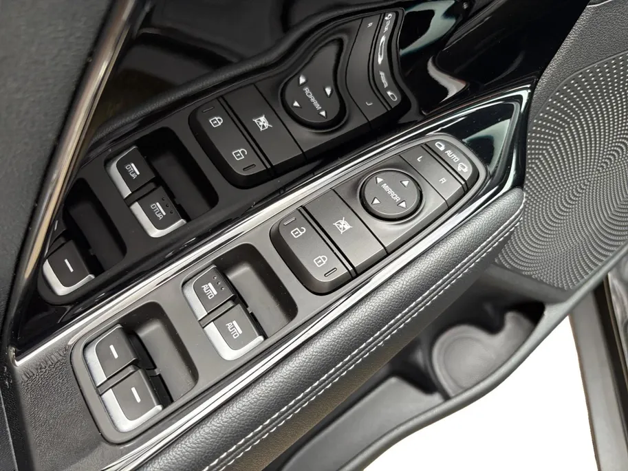 Kia Niro 1.6 GDi Hybrid DynamicLine | Navigatie | Apple Carplay / Android Auto | Climate Control | Achterruitrij Camera | Lichtmetalen Velgen |