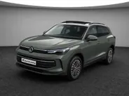 Volkswagen Tiguan 1.5 204pk DSG eHybrid Life Edition · Panoramadak · Camera · Wegklapbare Trekhaak ·  Apple/Android Car Play · Navigatie · 18'' Inch ·