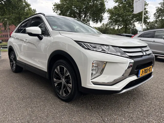 Mitsubishi Eclipse Cross 1.5 DI-T Intense | Trekhaak | Bearlock