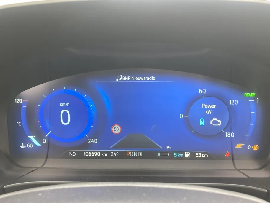 Ford Kuga 2.5 PHEV Vignale Afneembare trekhaak - Panoramadak - Headup Display - BLISS - Lederen bekleding - Elektrische achterklep