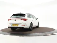 CUPRA Leon Sportstourer 1.4 e-Hybrid 245pk DSG VZ Business · SOH 95% · Stuur- & Stoelverwarming · Keyless · Sfeerverlichting · Cruise Control · 19'Velgen ·