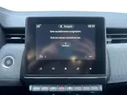Renault Clio 1.6 E-Tech Full Hybrid 145 techno | Pack Look | Navi | Camera | Apple Carplay & Android Auto | Bluetooth | Parkeersensoren | Climate- & Cruisecontrol | 12 Maanden BOVAG Garantie |