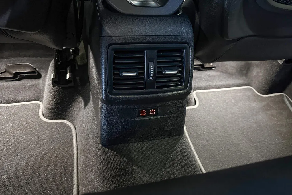 BMW X1 sDrive20i Business Edition Plus