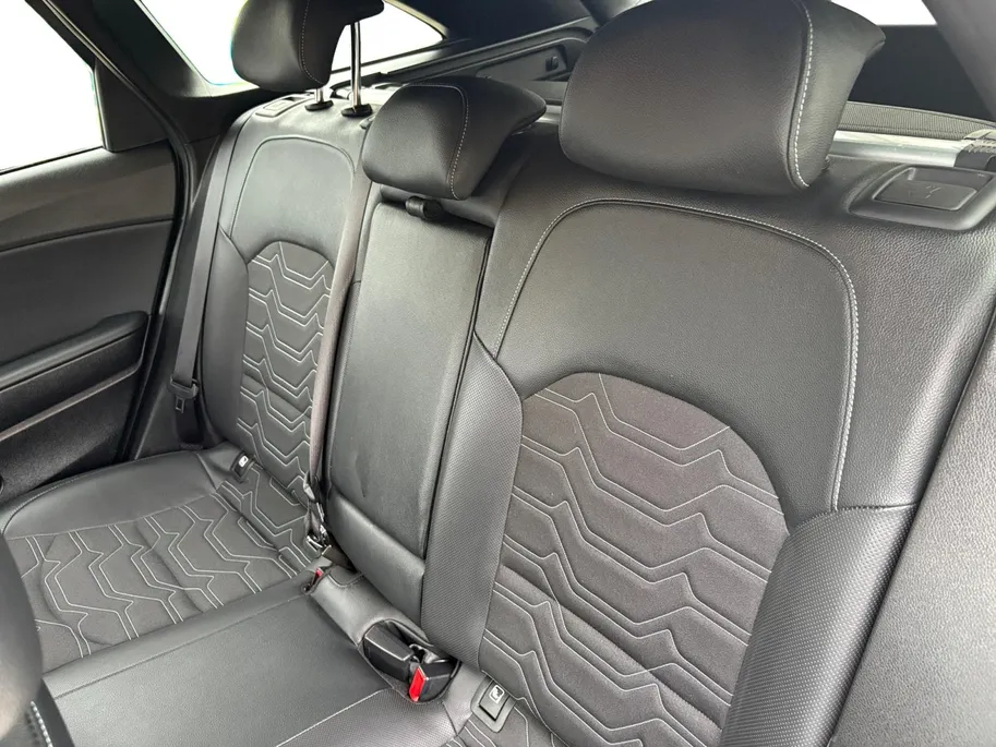 Kia Ceed Sportswagon 1.0 T-GDi MHEV Design Edition | Stoel en stuurverwarming | Navigatie | Camera | Apple Carplay / Android Auto | Elektrisch achterklep |