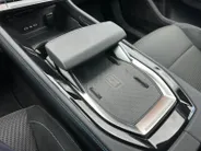Renault Austral 1.2 E-Tech full hybrid 200 techno esprit Alpine | Apple Carplay & Android Auto | Climate Control | Camera | Adaptieve Cruise Control | Automatische Kofferklep | Dodehoek Detectie | 12 Maanden BOVAG Garantie