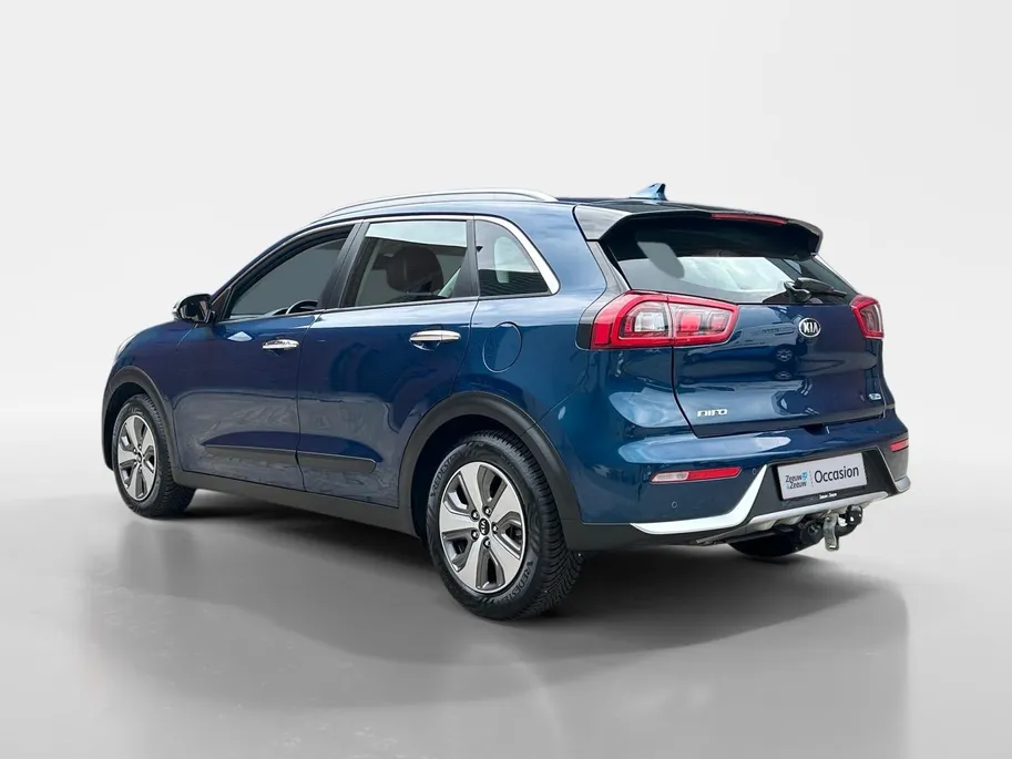 Kia Niro 1.6 GDi Hybrid DynamicLine | Trekhaak Vast + 13-Polige Stekker | All-Seasonbanden | Apple Carplay / Android Auto | Navigatiesysteem | Parkeersensoren + Camera Achter | Cruise Control | Rijstrooksensor + Correctie