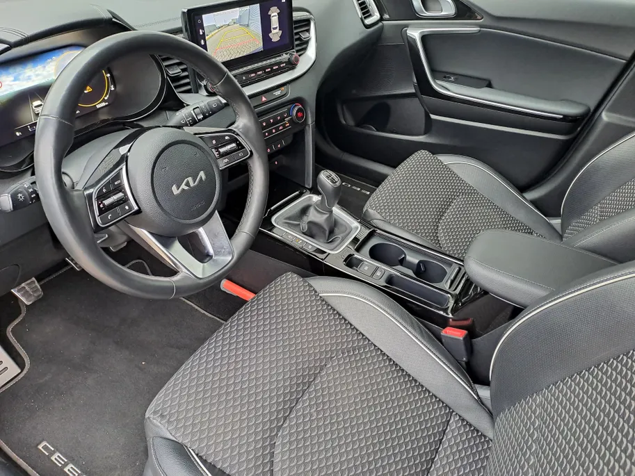 Kia Ceed Sportswagon 1.0 T-GDi ExecutiveLine Navigatie GROOT scherm | Camera | Cruise | Panorama schuif/kanteldak | Apple Carplay/Android Auto