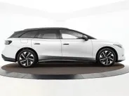 Volkswagen ID.7 Pro Limited Edition 77 kWh accu 286 pk · Trekhaak inklapbaar, met elektrische ontgrendeling · Voorraad OUTLET · Prijs is inclusief inruilpremie ·