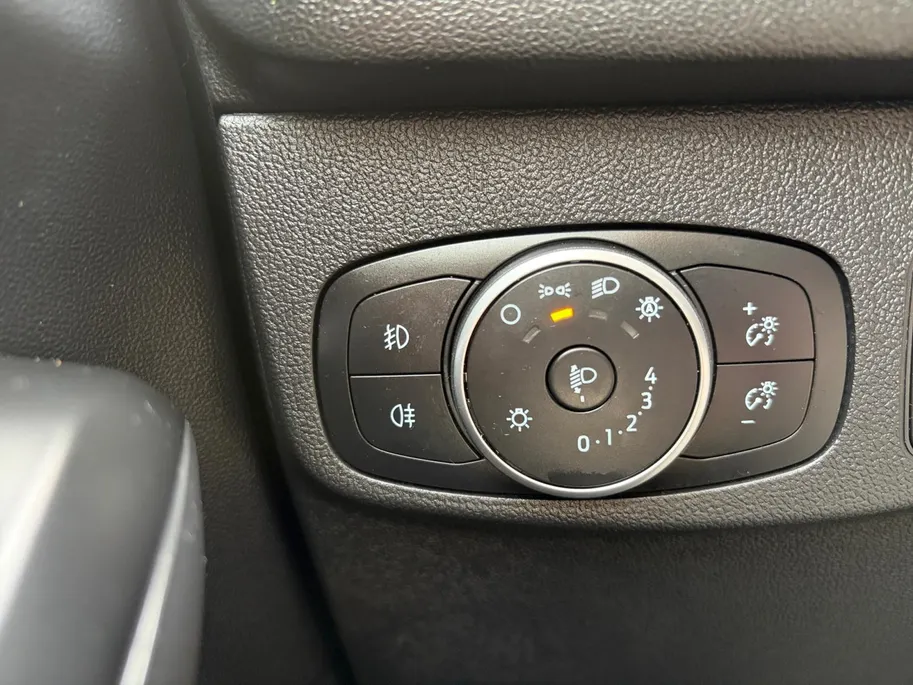 Ford Focus Wagon 1.0 EcoBoost Titanium X Business 125PK | Camera | Winter Pack | El. Achterklep | Climate Control | Privacy Glass | Keyless Entry | LED