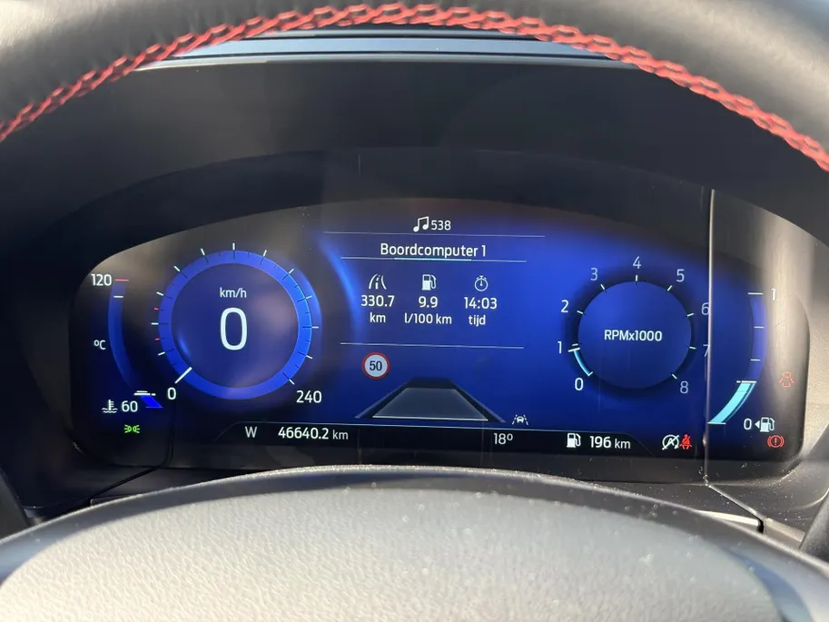 Ford Kuga 1.5 EcoBoost ST-Line X 150PK | PANORAMADAK | TREKHAAK 1800 kg | APPLE CAR PLAY - ANDROID AUTO | ADAPTIEVE CRUISE CONTROL