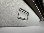 Volkswagen Tiguan 1.4TSI eHybrid 245pk R-Line Business+ · Trekhaak · Navigatie · Apple/Android · Camera + Parkeersensoren · Garantie t/m 07-10-2026 of 100000km.