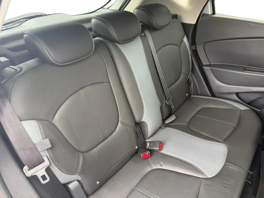 Renault Captur 1.2 TCe Xmod | Automaat | Stoelverwarming | Volledig Dealer Onderhouden | Lederen Bekleding | Cruise & Climate Control | Bluetooth | Camera | Parkeersensoren | 12 Maanden BOVAG Garantie