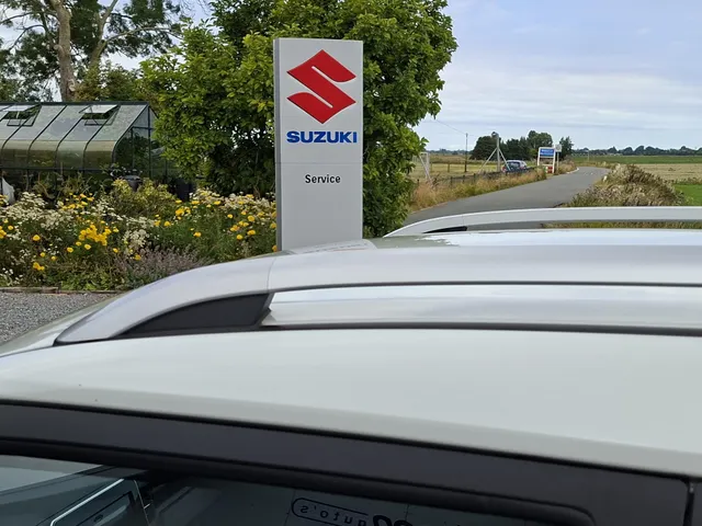 Suzuki Ignis 1.2 Smart Hybrid Select automaat | rijklaarprijs !!